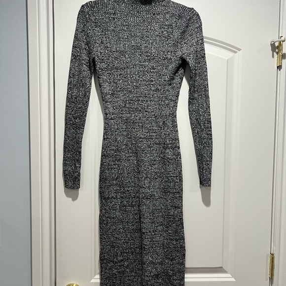 H&M Dresses & Skirts - Long Gray Knit Dress